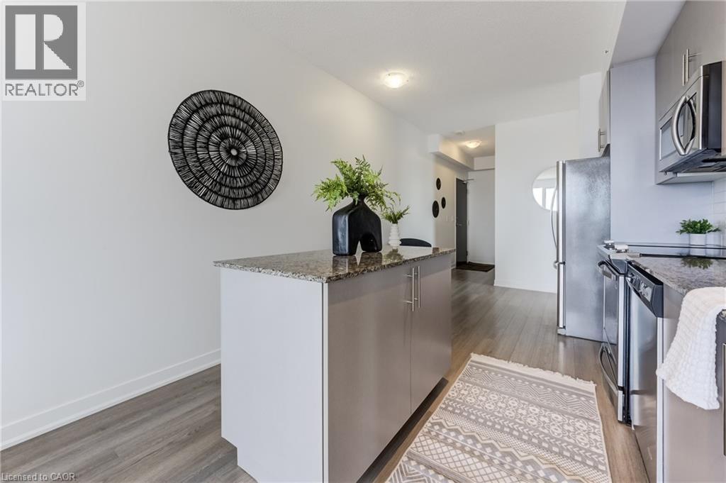 85 DUKE Street W Unit# 1404 thumbnail 17