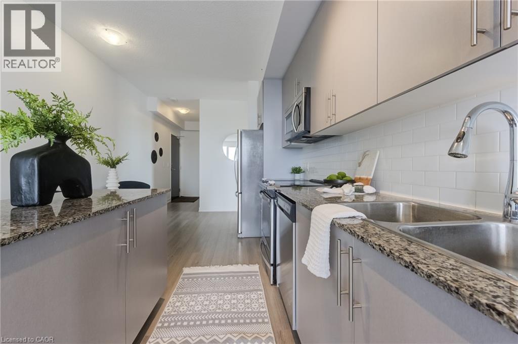 85 DUKE Street W Unit# 1404 thumbnail 15