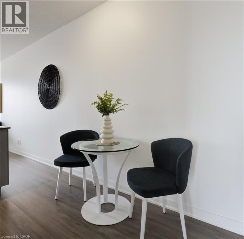 85 DUKE Street W Unit# 1404 thumbnail 20