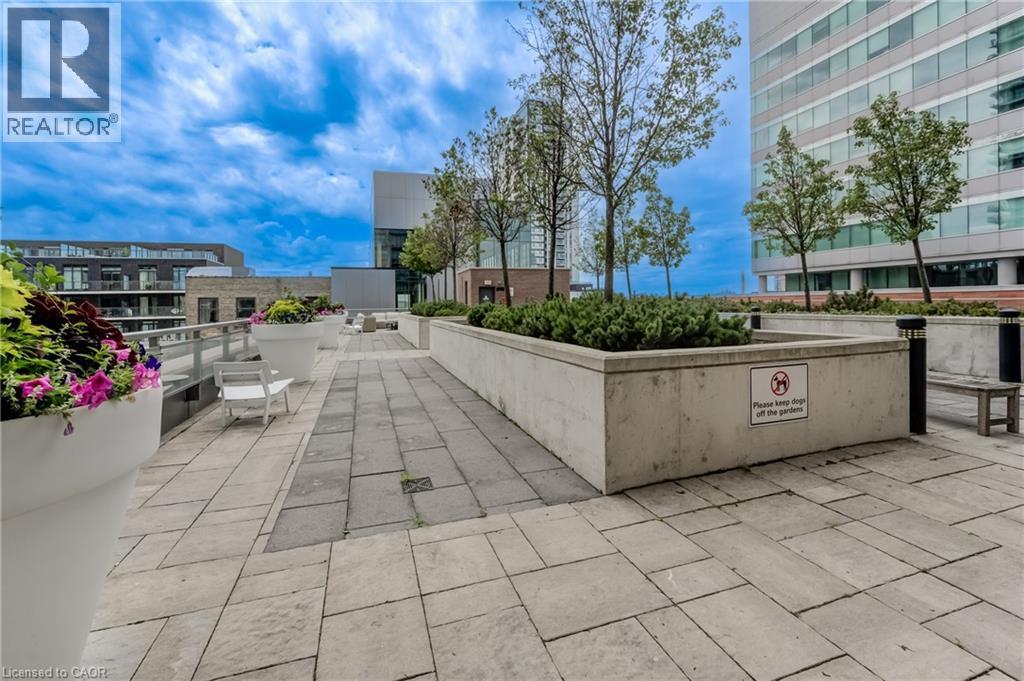 85 DUKE Street W Unit# 1404 thumbnail 41