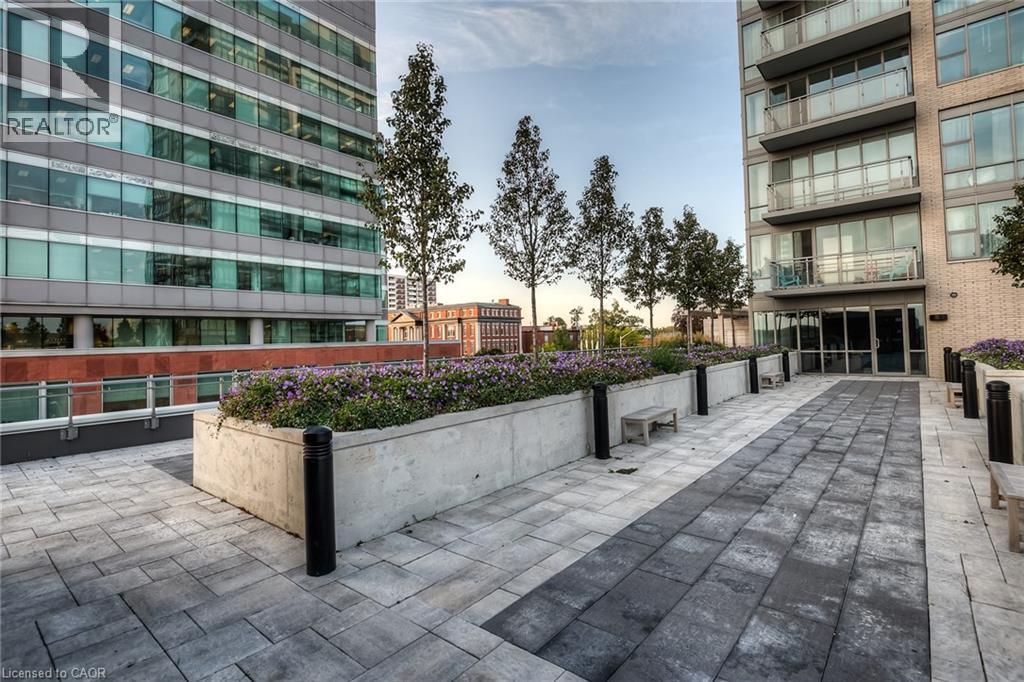 85 DUKE Street W Unit# 1404 thumbnail 45