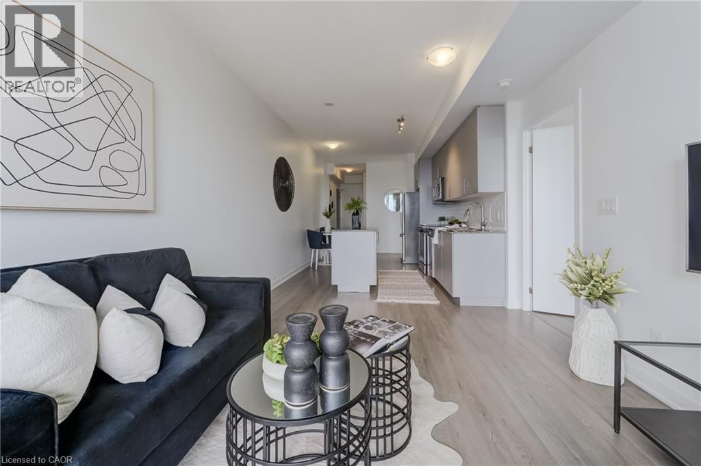 85 DUKE Street W Unit# 1404 thumbnail 21