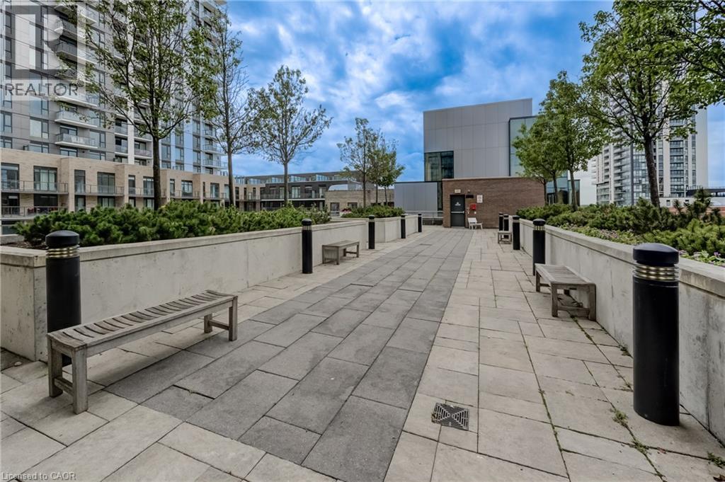 85 DUKE Street W Unit# 1404 thumbnail 43