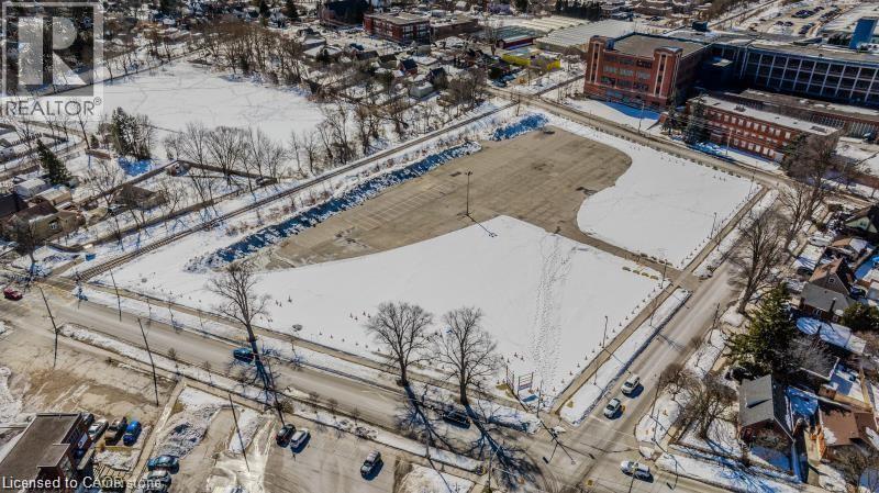 150 STRANGE Street thumbnail 3