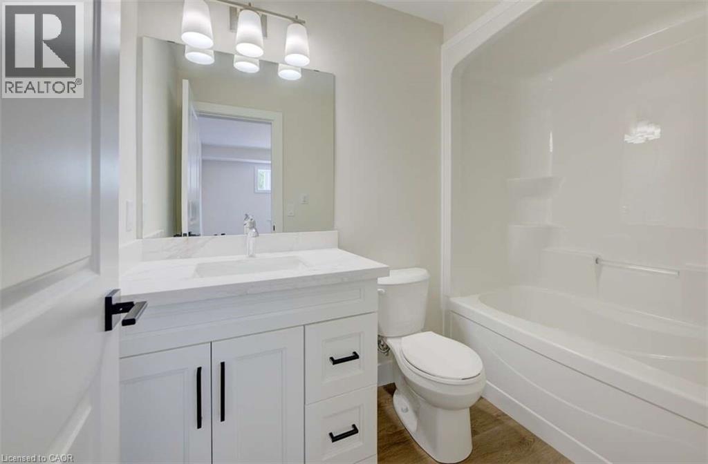 17 PETER Street Unit# 1 thumbnail 12