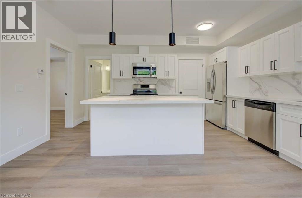 17 PETER Street Unit# 1 thumbnail 8