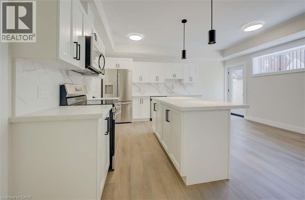 17 PETER Street Unit# 1 thumbnail 4