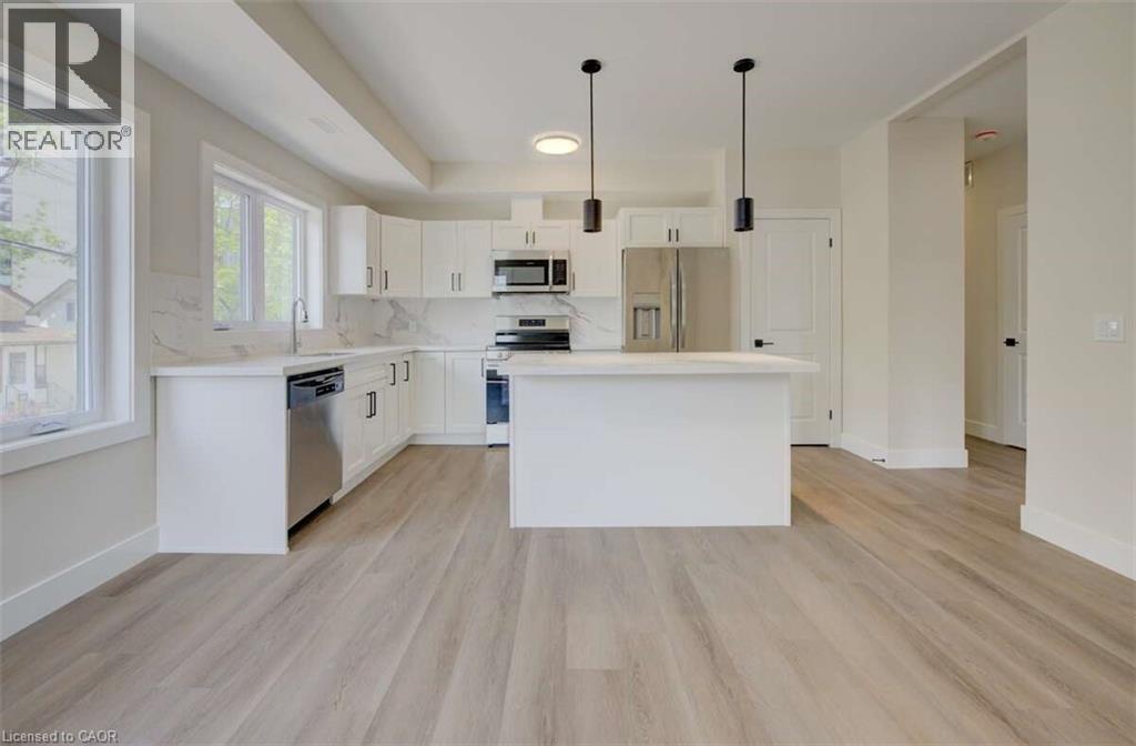 17 PETER Street Unit# 4 thumbnail 6