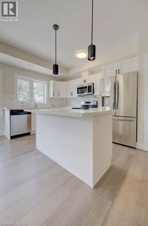 17 PETER Street Unit# 4 thumbnail 17