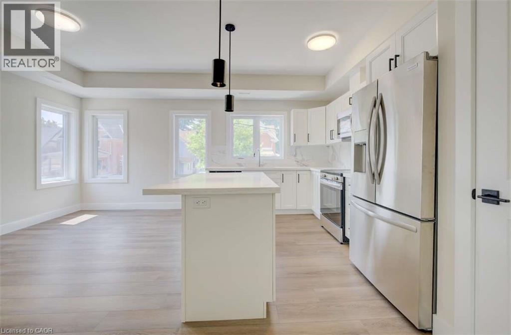 17 PETER Street Unit# 4 thumbnail 15