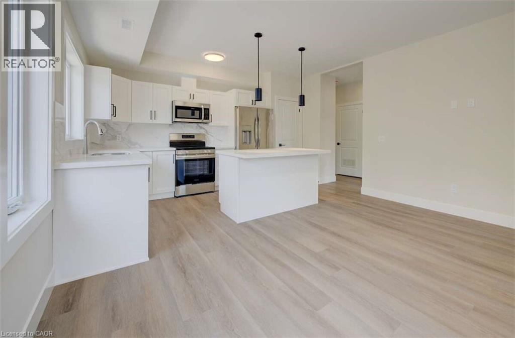 17 PETER Street Unit# 4 thumbnail 5