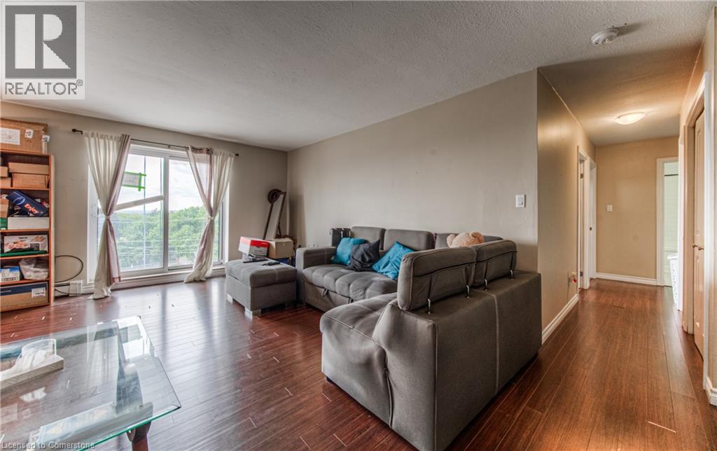 283 FAIRWAY Road N Unit# 501 thumbnail 13