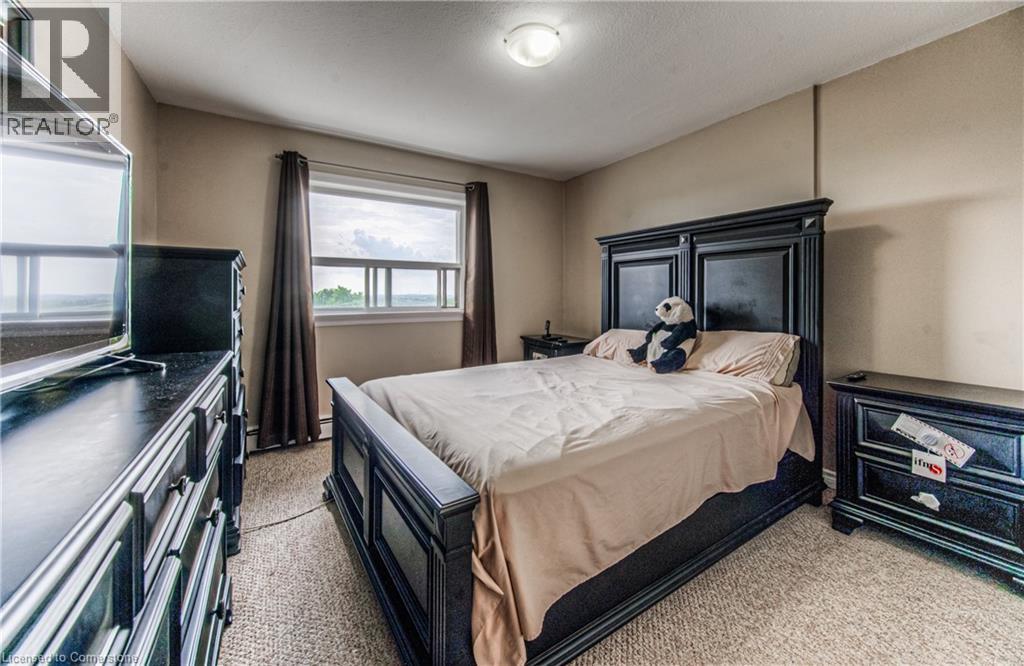 283 FAIRWAY Road N Unit# 501 thumbnail 24