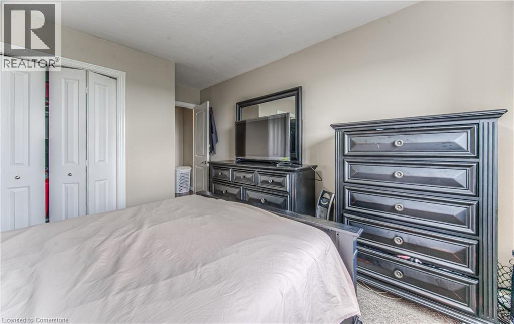 283 FAIRWAY Road N Unit# 501 thumbnail 25