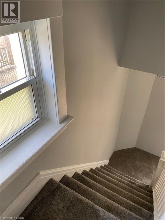 246 MADISON Avenue S thumbnail 11