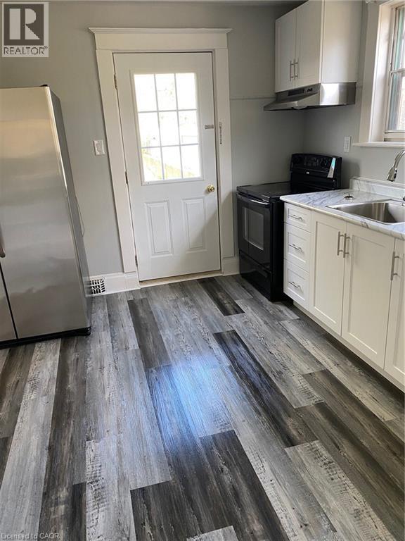 246 MADISON Avenue S thumbnail 3