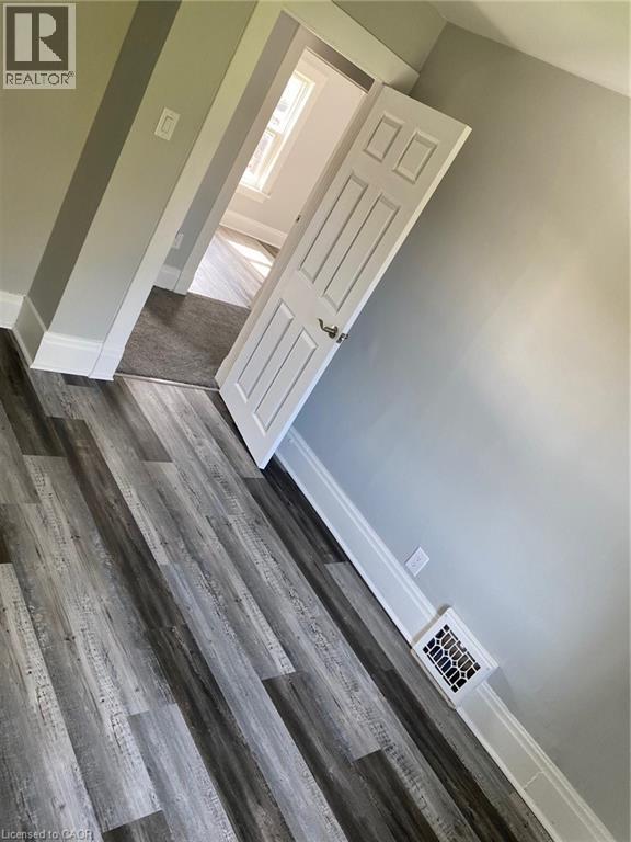 246 MADISON Avenue S thumbnail 7