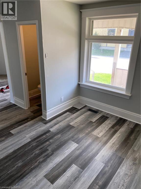 246 MADISON Avenue S thumbnail 14