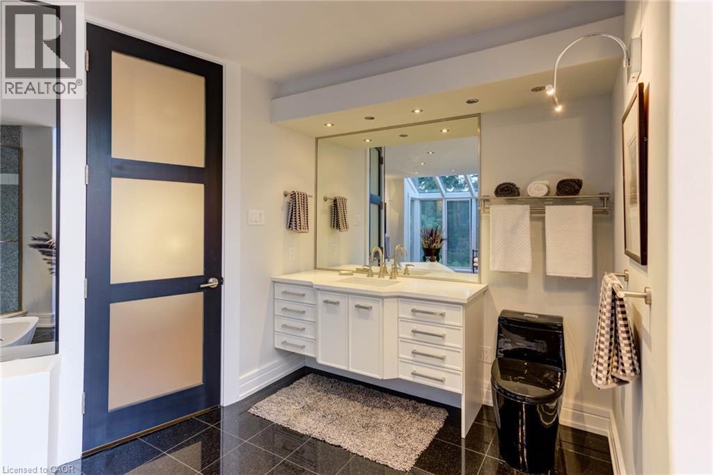 14 JAMES Court thumbnail 15