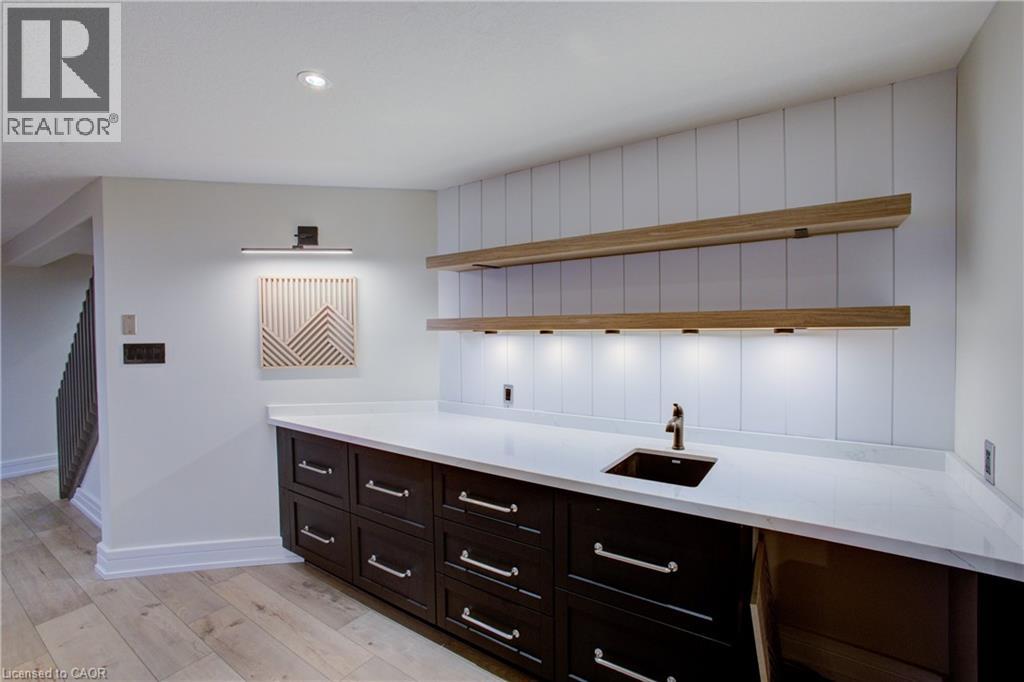 14 JAMES Court thumbnail 27