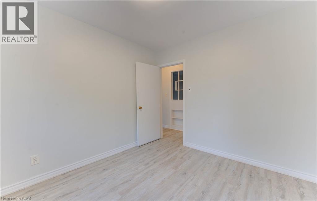 50 GORDON Avenue thumbnail 20