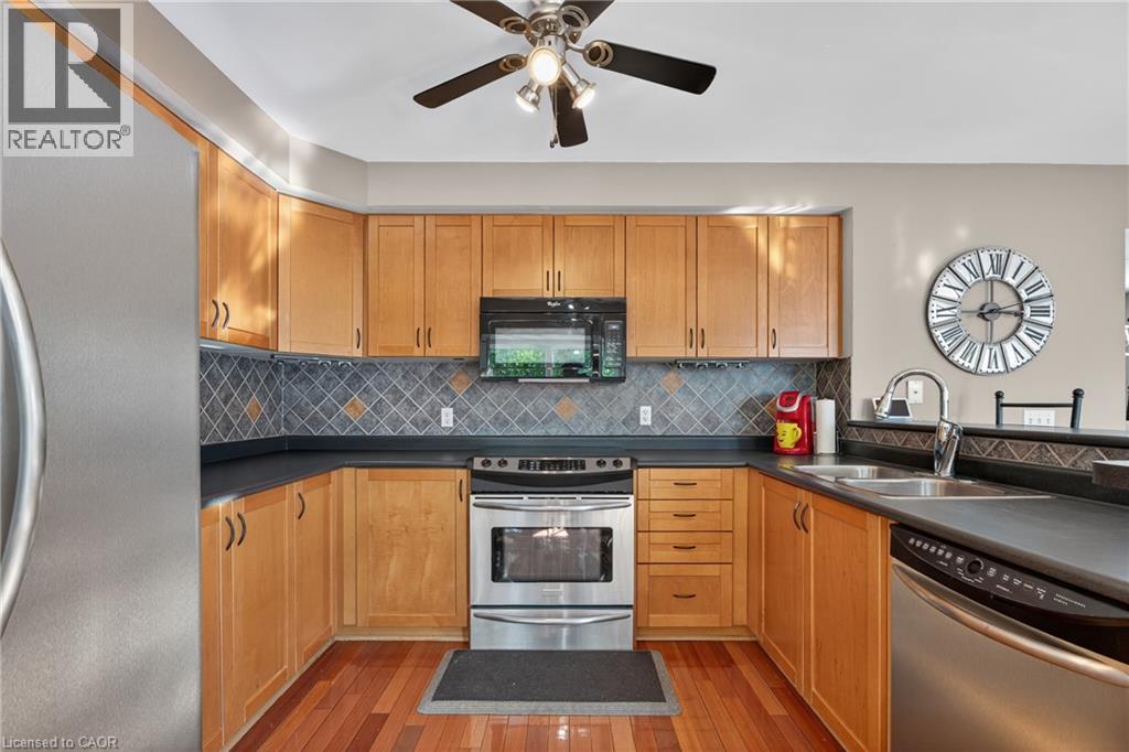 92 BAGGS Crescent thumbnail 3