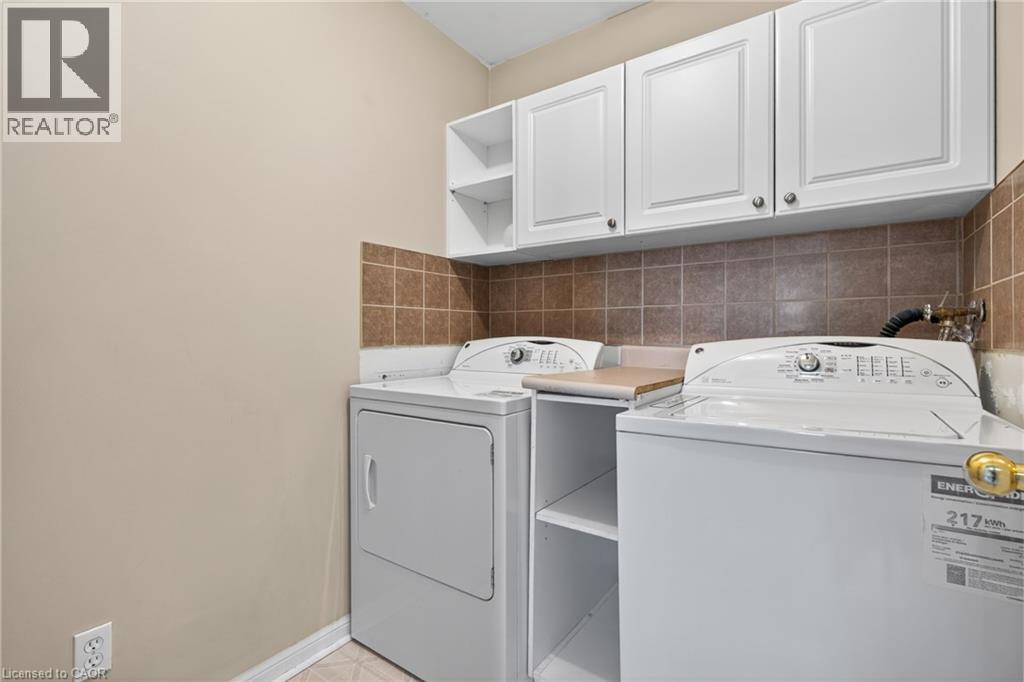 92 BAGGS Crescent thumbnail 32