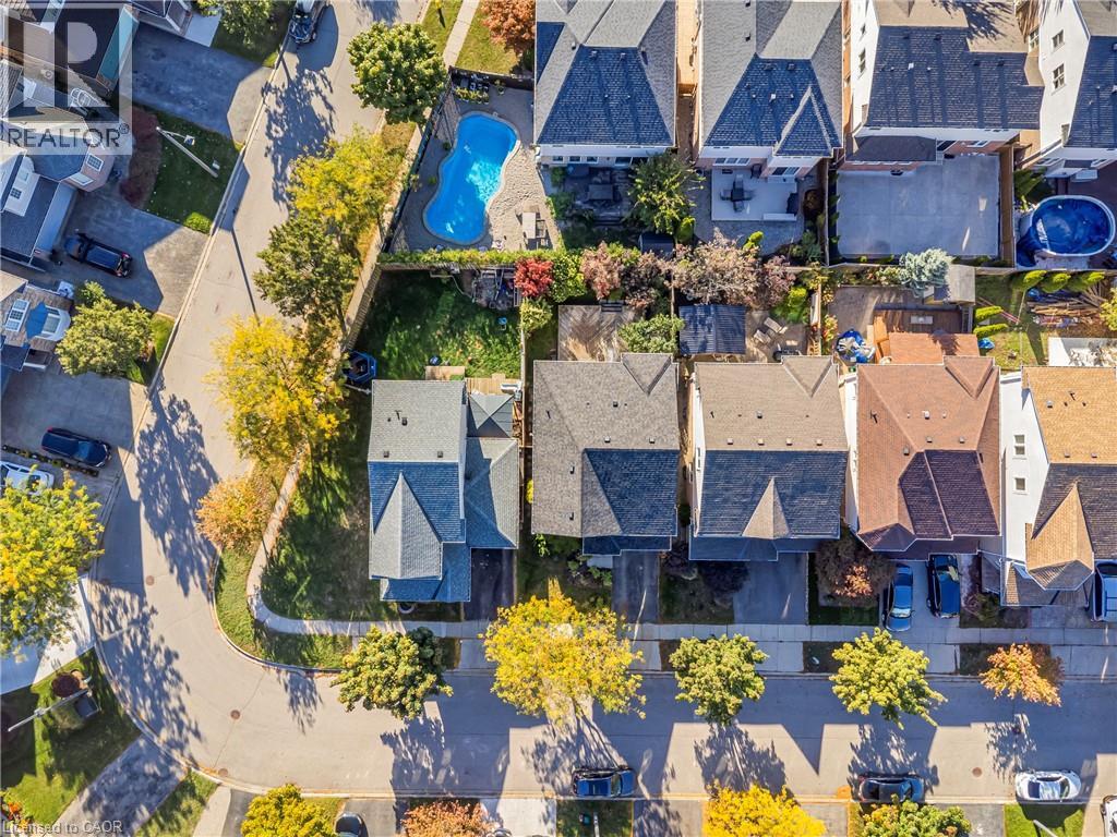 92 BAGGS Crescent thumbnail 41