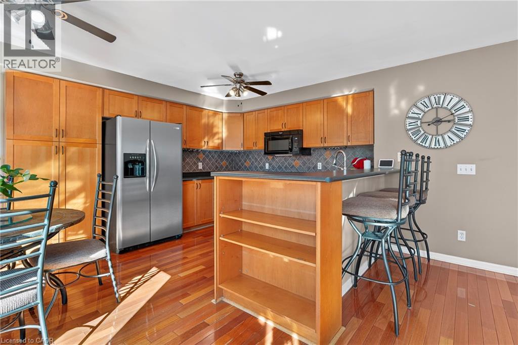 92 BAGGS Crescent thumbnail 5