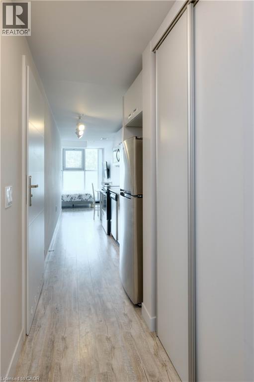 257 HEMLOCK Street Unit# 415 thumbnail 5