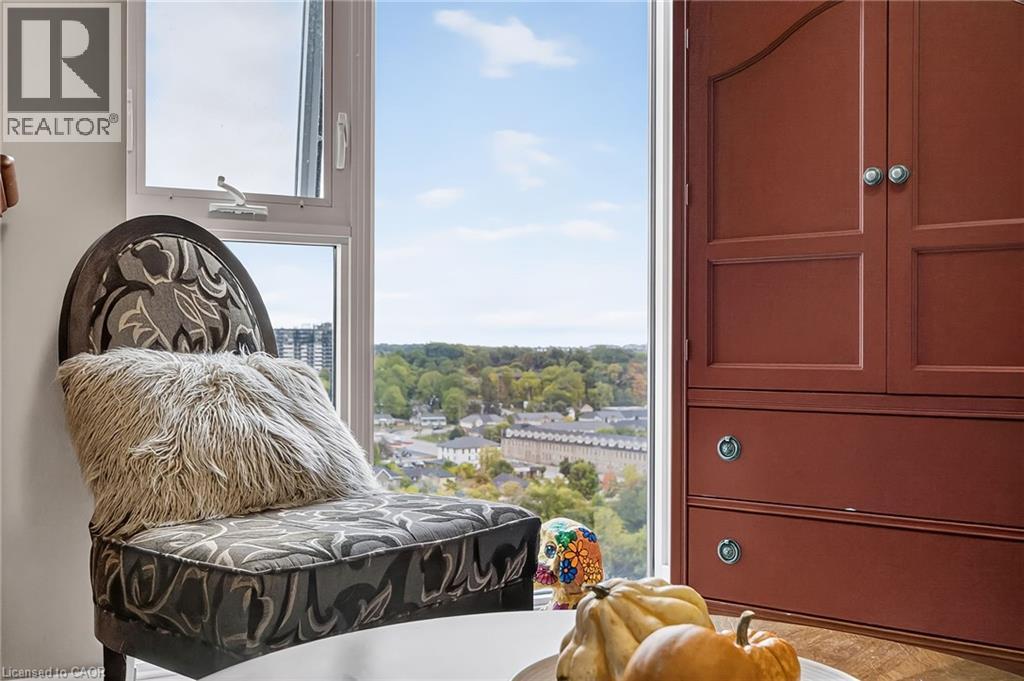 15 GLEBE Street Unit# 1313 thumbnail 11