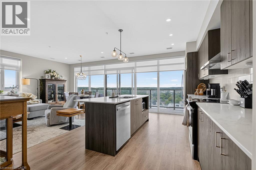 15 GLEBE Street Unit# 1313 thumbnail 3