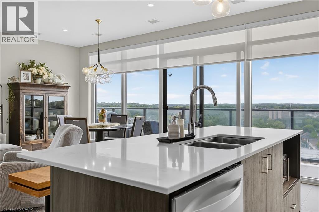 15 GLEBE Street Unit# 1313 thumbnail 4