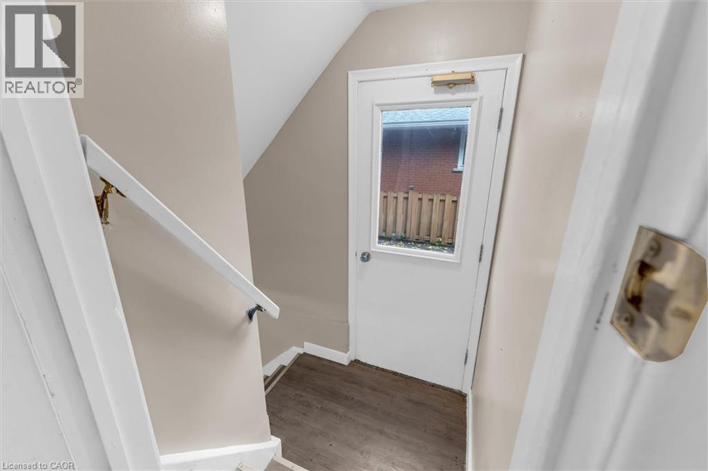 62 BOND Street thumbnail 14