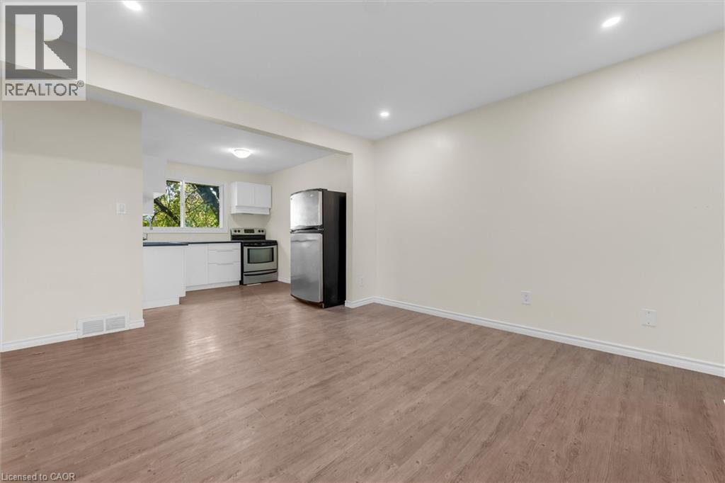 62 BOND Street thumbnail 31