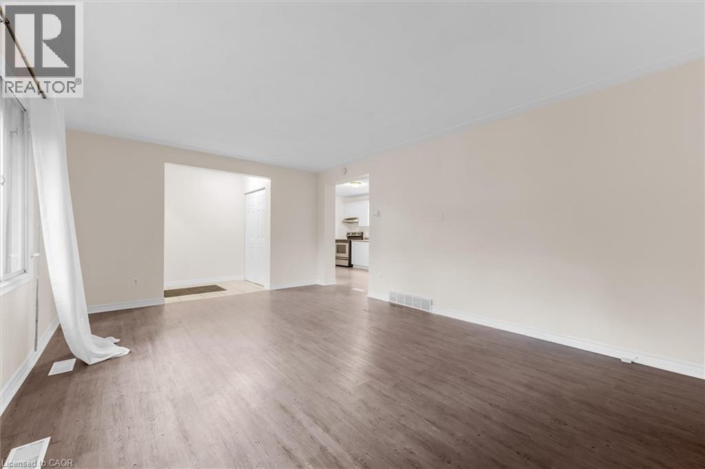 62 BOND Street thumbnail 5