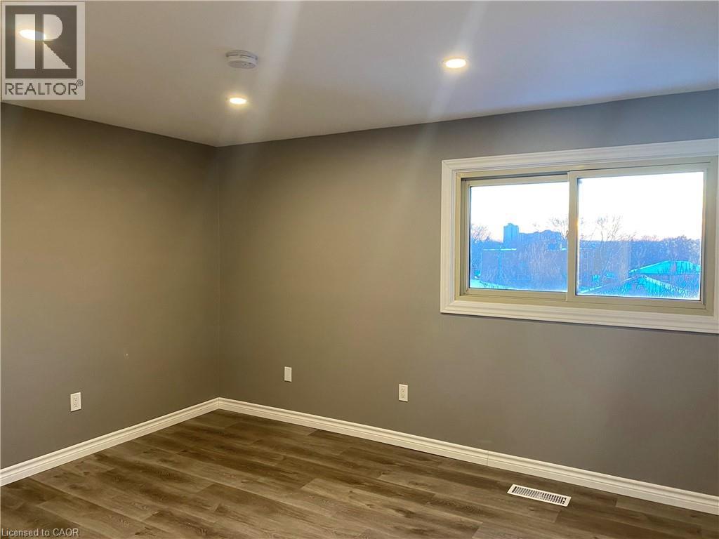 187 GRULKE Street Unit# 34 thumbnail 4