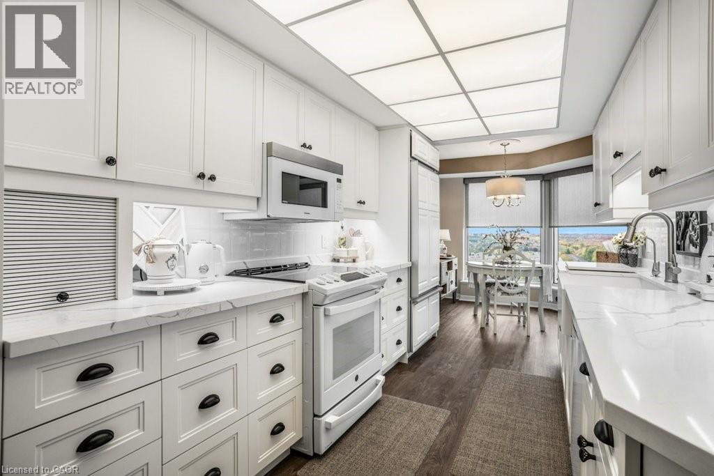 190 HESPELER Road Unit# 1401 thumbnail 4