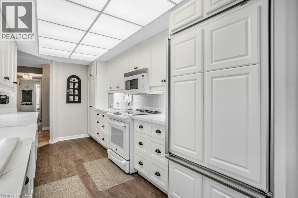 190 HESPELER Road Unit# 1401 thumbnail 6