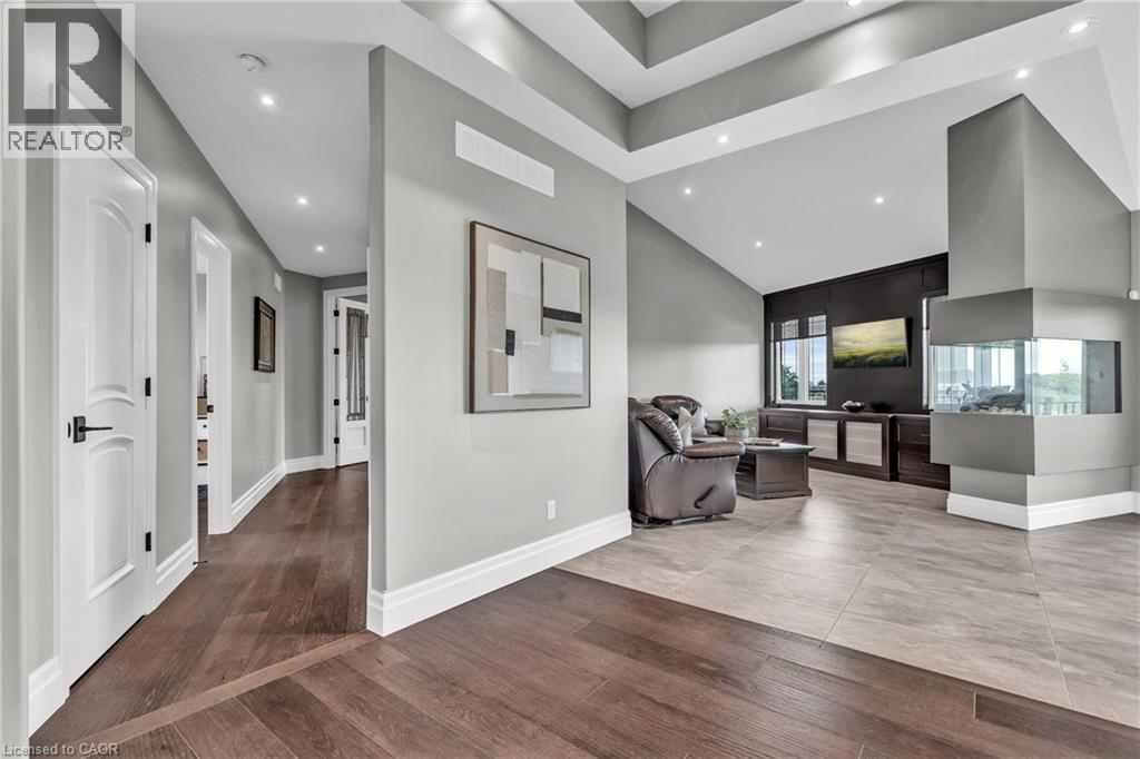 46 ANITA Drive thumbnail 23