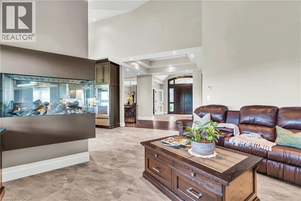 46 ANITA Drive thumbnail 16