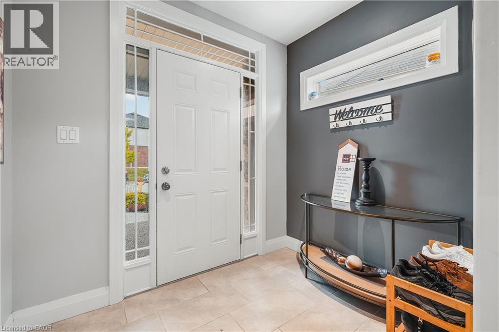 346 MOORLANDS Crescent thumbnail 2