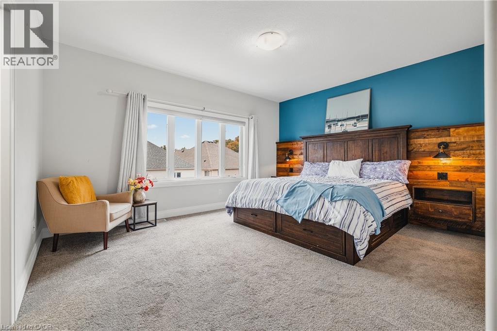 346 MOORLANDS Crescent thumbnail 23