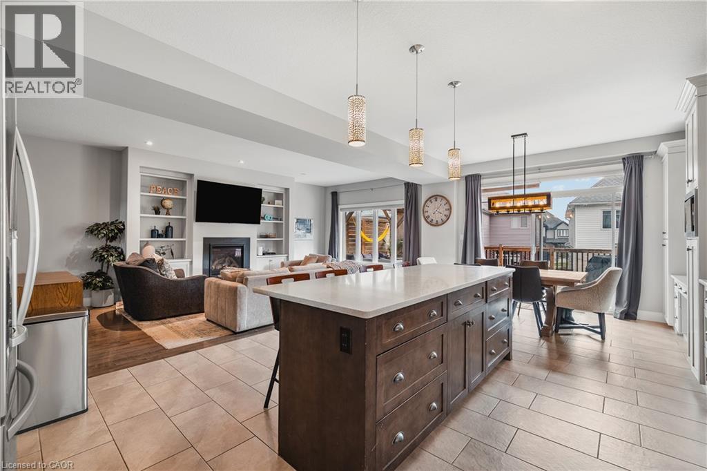 346 MOORLANDS Crescent thumbnail 8