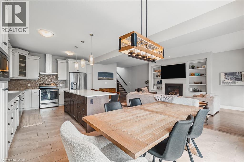 346 MOORLANDS Crescent thumbnail 9