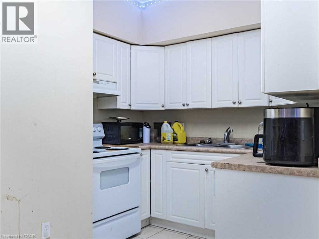 251 LESTER Street Unit# 203 thumbnail 7