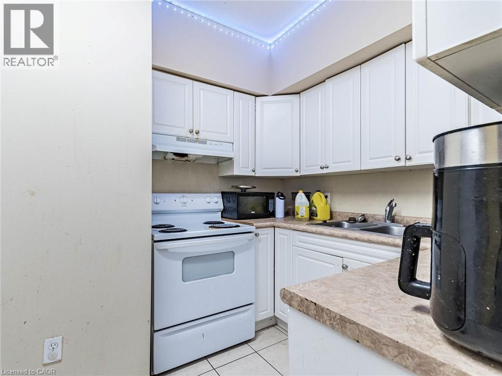 251 LESTER Street Unit# 203 thumbnail 9