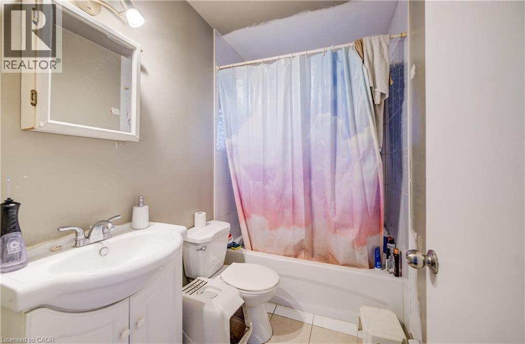 263 HIGHLAND Road W thumbnail 25