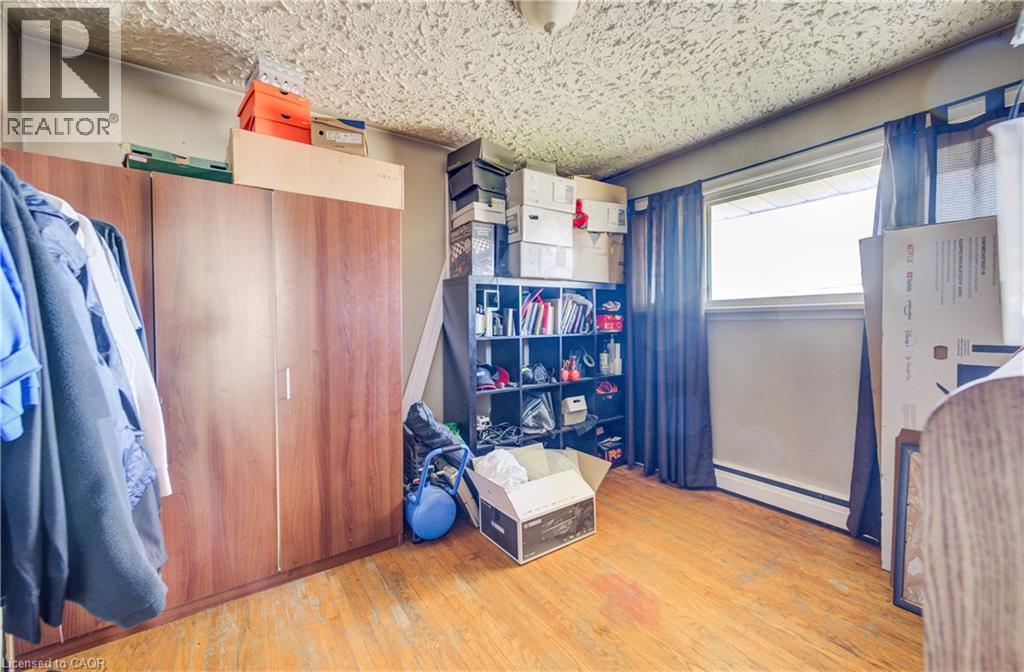 263 HIGHLAND Road W thumbnail 24