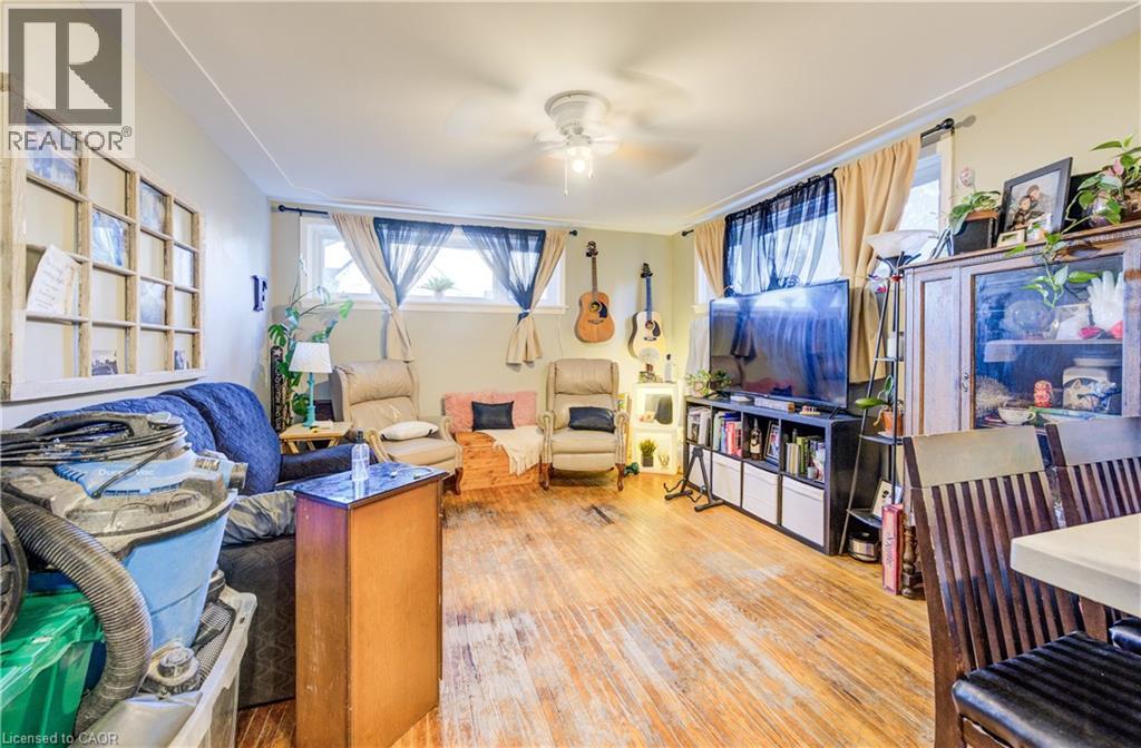 263 HIGHLAND Road W thumbnail 42